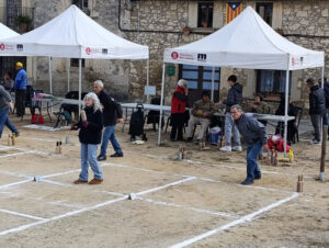 Tirada de bitlles catalanes per La Marató de 3Cat 2025 Tirada de bitlles catalanes per La Marató de 3Cat 2025